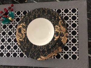 Zamansız Zarafet: KVS HOME'dan %100 Keten Amerikan Servisler