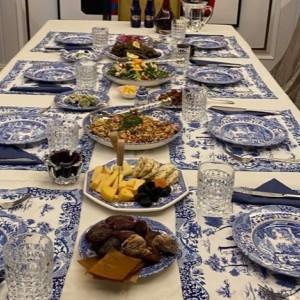 Mavi Beyaz Renkli Amerikan Servis Pivoine (%100 KETEN) Mavi Beyaz Renkli Amerikan Servis Pivoine (%100 KETEN)