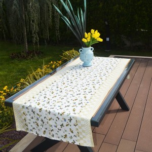 Kelebek Desenli Runner Dama Krem (%100 Keten) Kelebek Desenli Runner Dama Krem (%100 Keten)